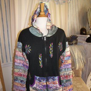 Step In Style Yin & Yang Hobbit Hoodie $88 XL